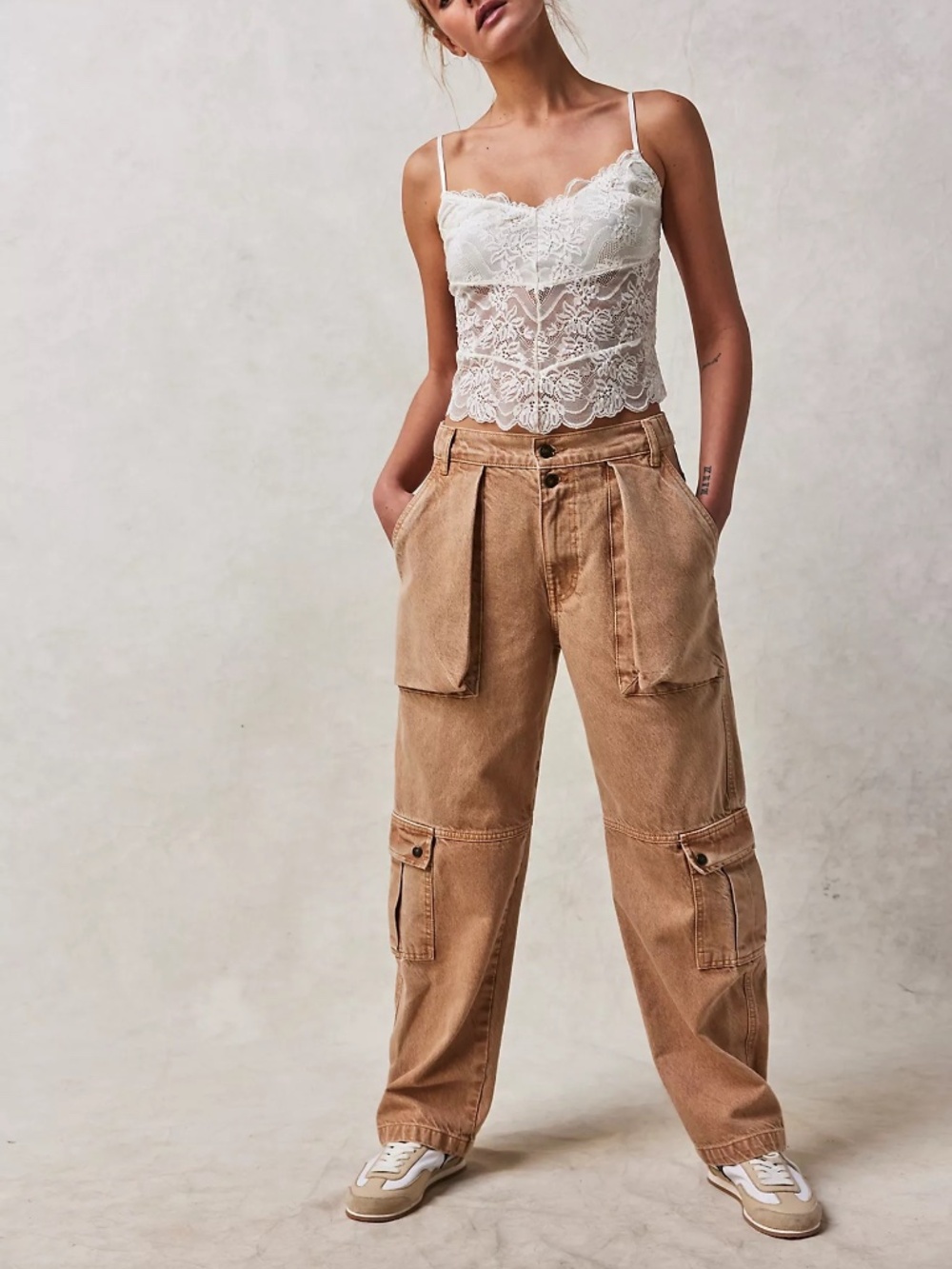 We The Free Marx Slouchy Cargo Jeans Size 29